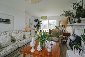 Living Room- click for photo gallery